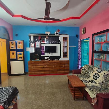 Linga Homestay 2Bhk Ground Floor Kanchipuram Buitenkant foto
