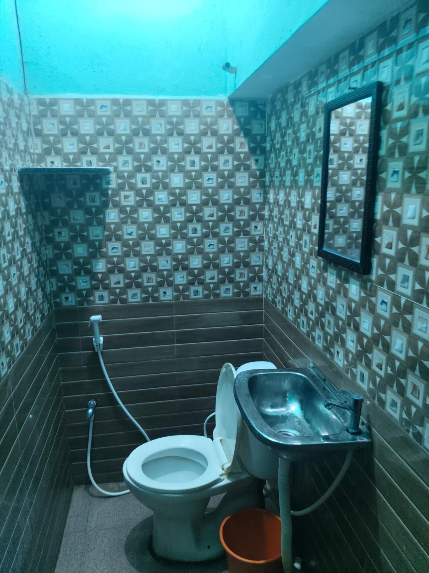 Linga Homestay 2Bhk Ground Floor Kanchipuram Buitenkant foto